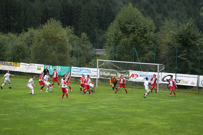 gal/Saison2008-2009- Pokal 1. Runde Hinspiel: Vintl - SV Reischach/2008-08-24 SVR gg. Vintl - Pokalhinspiel 153.jpg